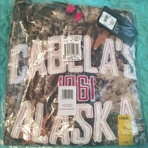 Cabela’s Camo Alaska Woodlands Hoodie!! NWT! 🙊🙈